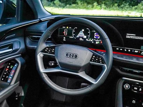 New 2025 Audi Q5 Premium Plus image 15