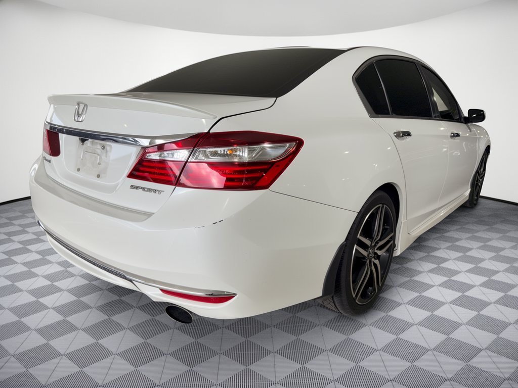 Used 2016 Honda Accord Sport image 7