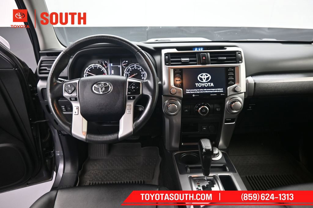 Used 2022 Toyota 4Runner TRD Sport w/ Technology Package AWD/4WD image 11