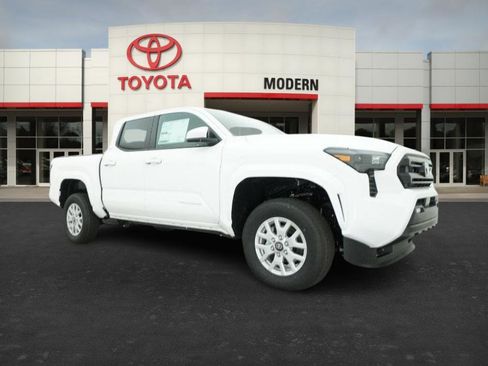 New 2025 Toyota Tacoma SR5 image 30