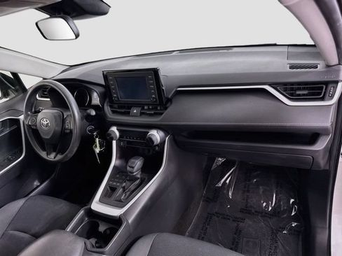Certified 2019 Toyota RAV4 LE w/ All Weather Liner Package AWD/4WD image 26