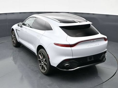 Used 2021 Aston Martin DBX AWD/4WD image 35
