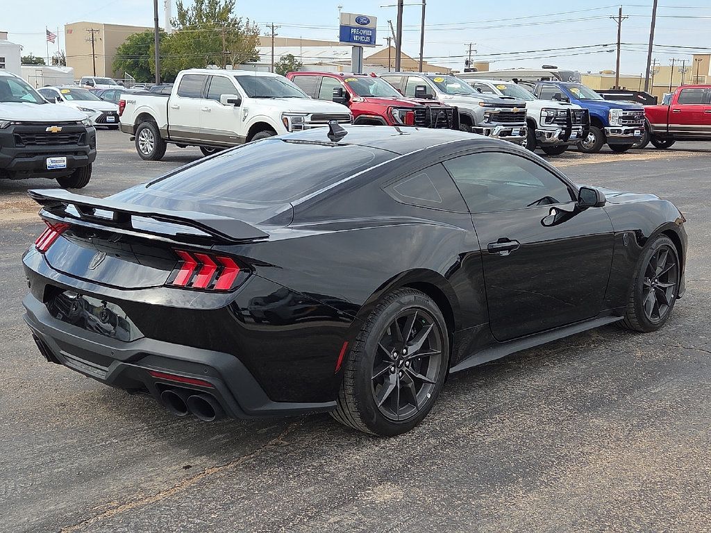 Used 2026 Ford Mustang Dark Horse RWD image 5
