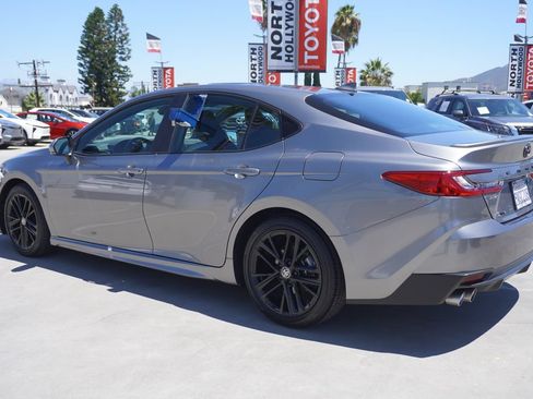 Used 2025 Toyota Camry SE w/ Multimedia Upgrade Package FWD image 5