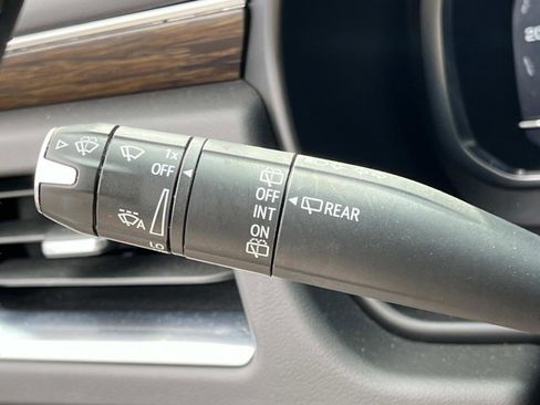 Used 2023 Chevrolet Suburban Premier image 44