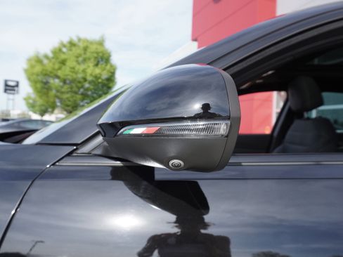 Used 2024 Alfa Romeo Tonale Veloce image 10