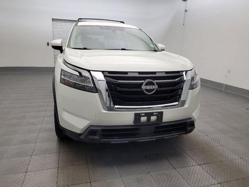 Used 2022 Nissan Pathfinder SV FWD image 14