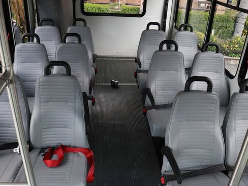 Used 2015 Ford E-450 and Econoline 450 Super Duty w/ Shuttle Bus Prep Package image 25