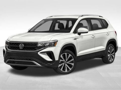 Used 2022 Volkswagen Taos SE w/ IQ.Drive SE Package image 1