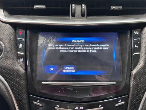 Used 2015 Cadillac XTS Premium AWD/4WD image 28