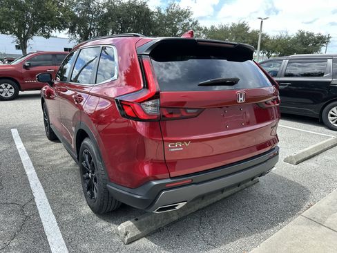 Used 2025 Honda CR-V Sport image 6