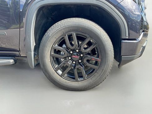 Used 2022 GMC Sierra 1500 Elevation AWD/4WD image 10