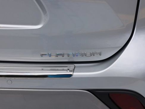 Used 2022 Toyota Highlander Platinum FWD image 54