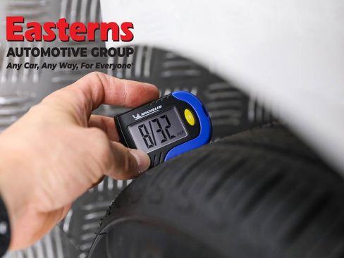 Used 2022 Toyota Corolla LE FWD image 29