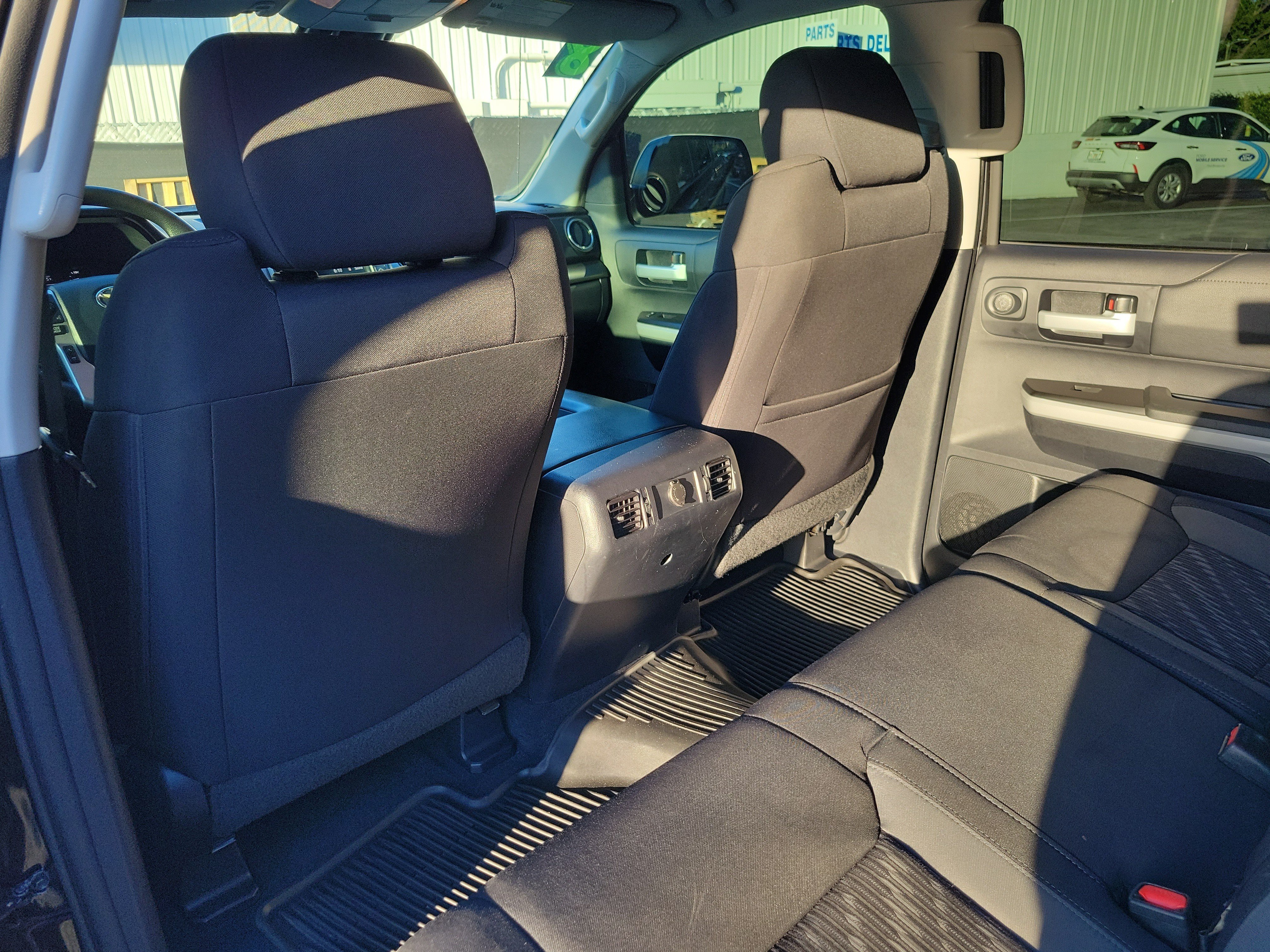 Used 2018 Toyota Tundra SR5 w/ SR5 Upgrade Package AWD/4WD image 20
