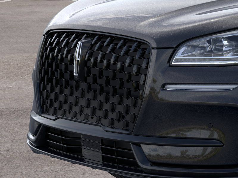 New 2025 Lincoln Corsair Grand Touring w/ Equipment Group 302A AWD/4WD image 17