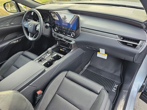 Used 2026 Lexus RX 450h Luxury w/ Convenience Package image 20