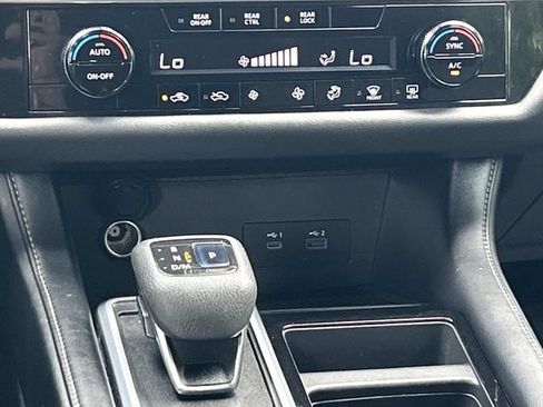 Used 2022 Nissan Pathfinder S AWD/4WD image 25