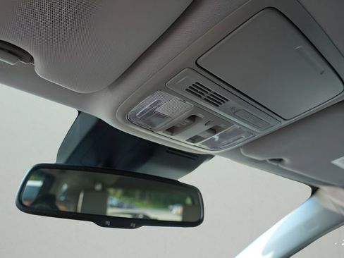 Used 2021 Honda CR-V Touring image 32