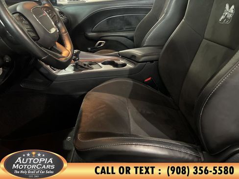 Used 2023 Dodge Challenger R/T Scat Pack image 9