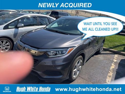 Used 2019 Honda HR-V LX image 1