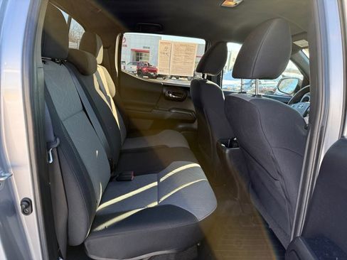 Certified 2020 Toyota Tacoma TRD Sport image 15