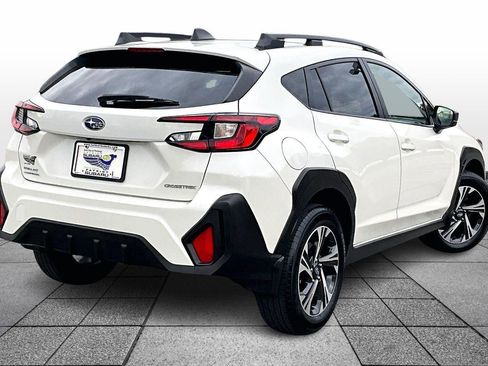 Used 2024 Subaru Crosstrek 2.0i Premium image 12