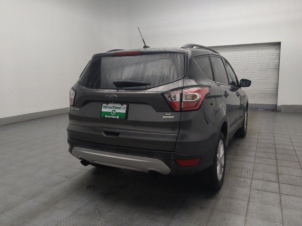 Used 2018 Ford Escape SE FWD image 9