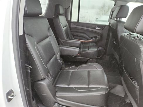 Certified 2020 Chevrolet Suburban Premier image 28