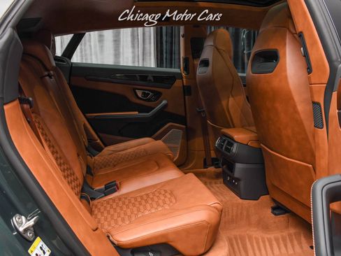 Used 2021 Lamborghini Urus AWD/4WD image 29