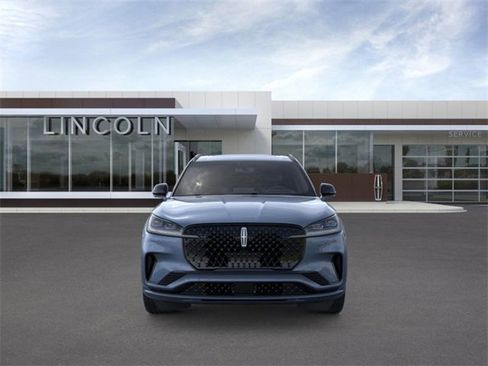 New 2026 Lincoln Aviator Reserve image 6