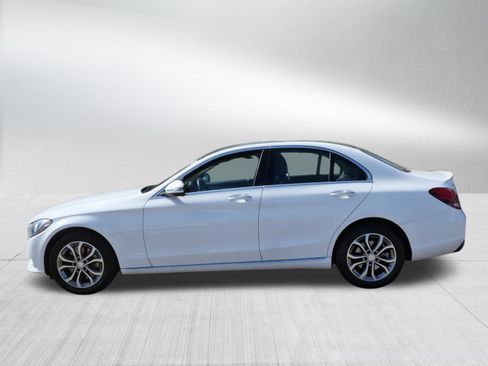 Used 2016 Mercedes-Benz C 300 4MATIC Sedan image 4