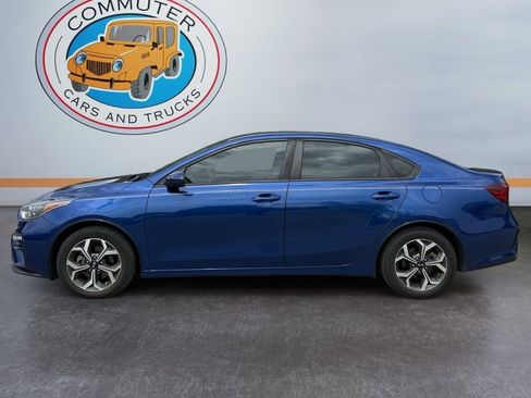Used 2020 Kia Forte LXS FWD image 3