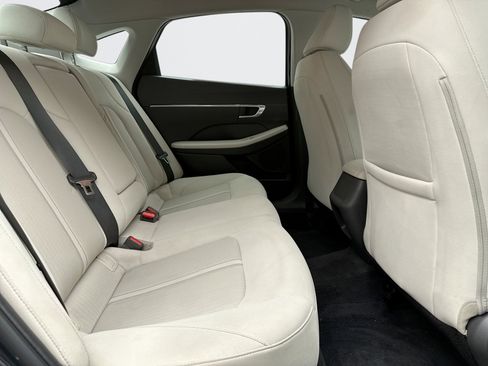Used 2023 Hyundai Sonata SEL w/ Winter Weather Package FWD image 18