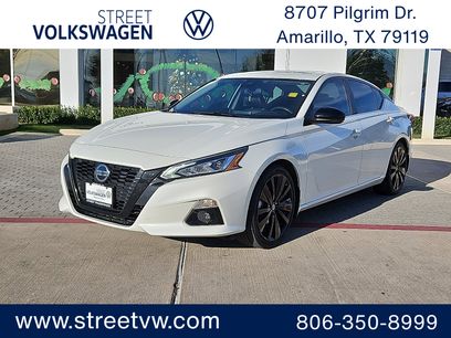 Used 2022 Nissan Altima 2.5 SR w/ Midnight Edition Package