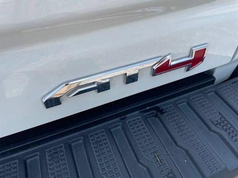 Used 2022 GMC Sierra 2500 AT4 AWD/4WD image 40