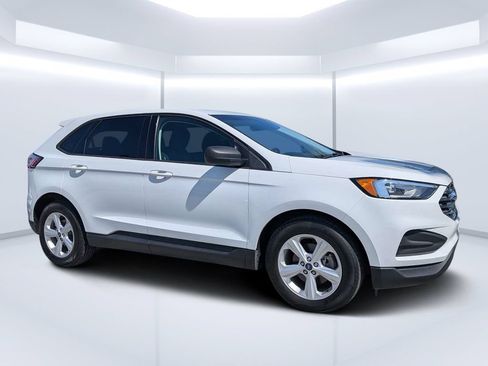 Used 2020 Ford Edge SE FWD image 1
