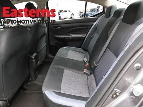 Used 2023 Nissan Versa SV image 21