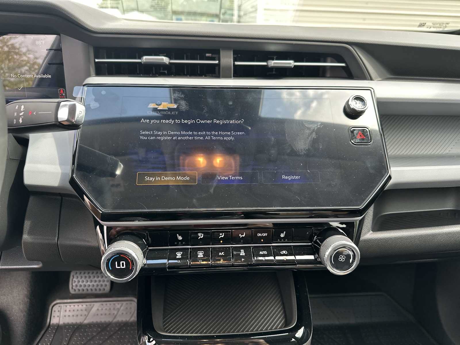 New 2027 Chevrolet Bolt LT w/ Comfort Package FWD image 21