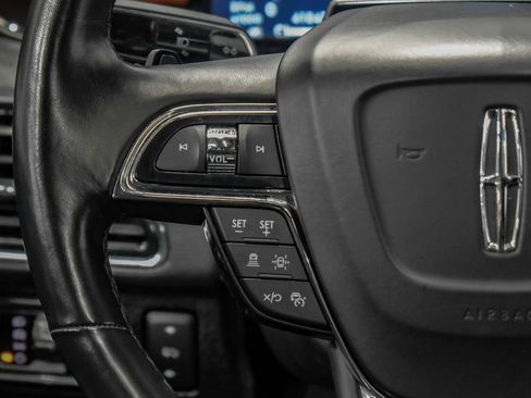 Used 2024 Lincoln Navigator Reserve AWD/4WD image 16