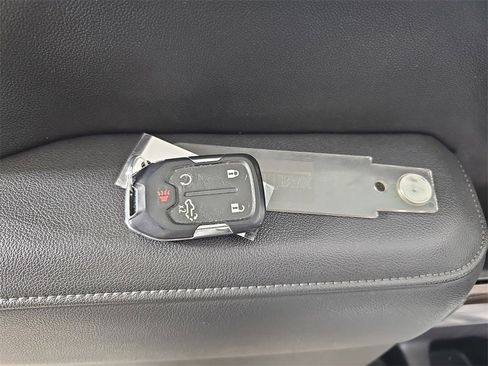 Certified 2021 GMC Sierra 2500 SLT w/ X31 Off-Road Package image 40