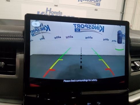 Used 2024 Ford Expedition XLT image 34