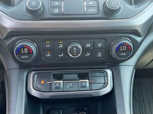 Used 2023 GMC Acadia AT4 w/ Technology Package AWD/4WD image 16