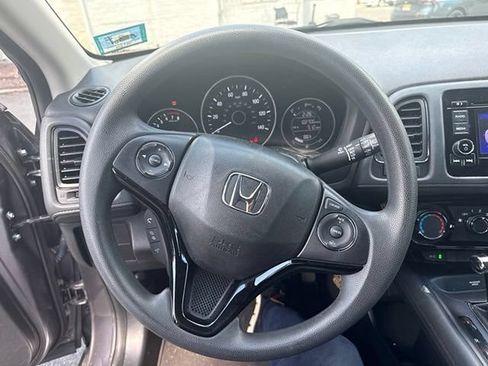 Certified 2021 Honda HR-V LX image 13