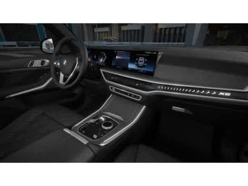 Used 2026 BMW X5 sDrive40i RWD image 14