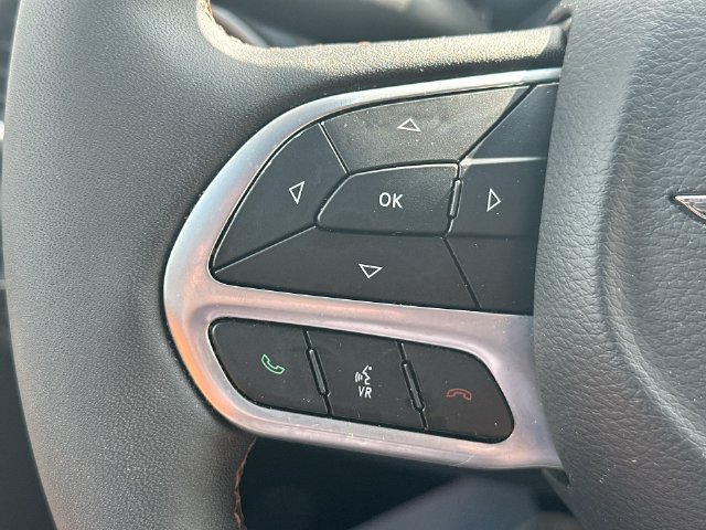 Used 2024 Chrysler Pacifica Pinnacle AWD/4WD image 50