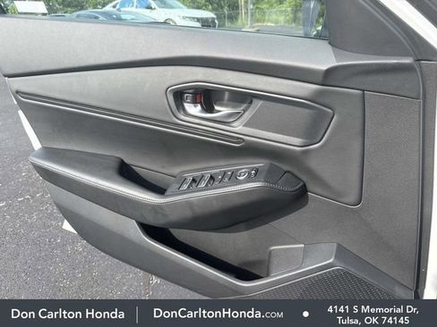 Used 2023 Honda Accord Sport image 10
