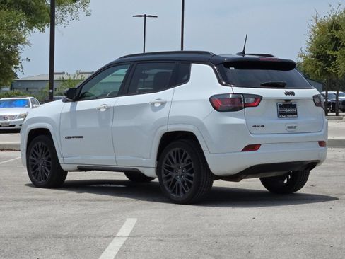 Used 2022 Jeep Compass High Altitude AWD/4WD image 3