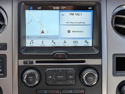 Used 2017 Ford Expedition XLT w/ Equipment Group 202A AWD/4WD image 14