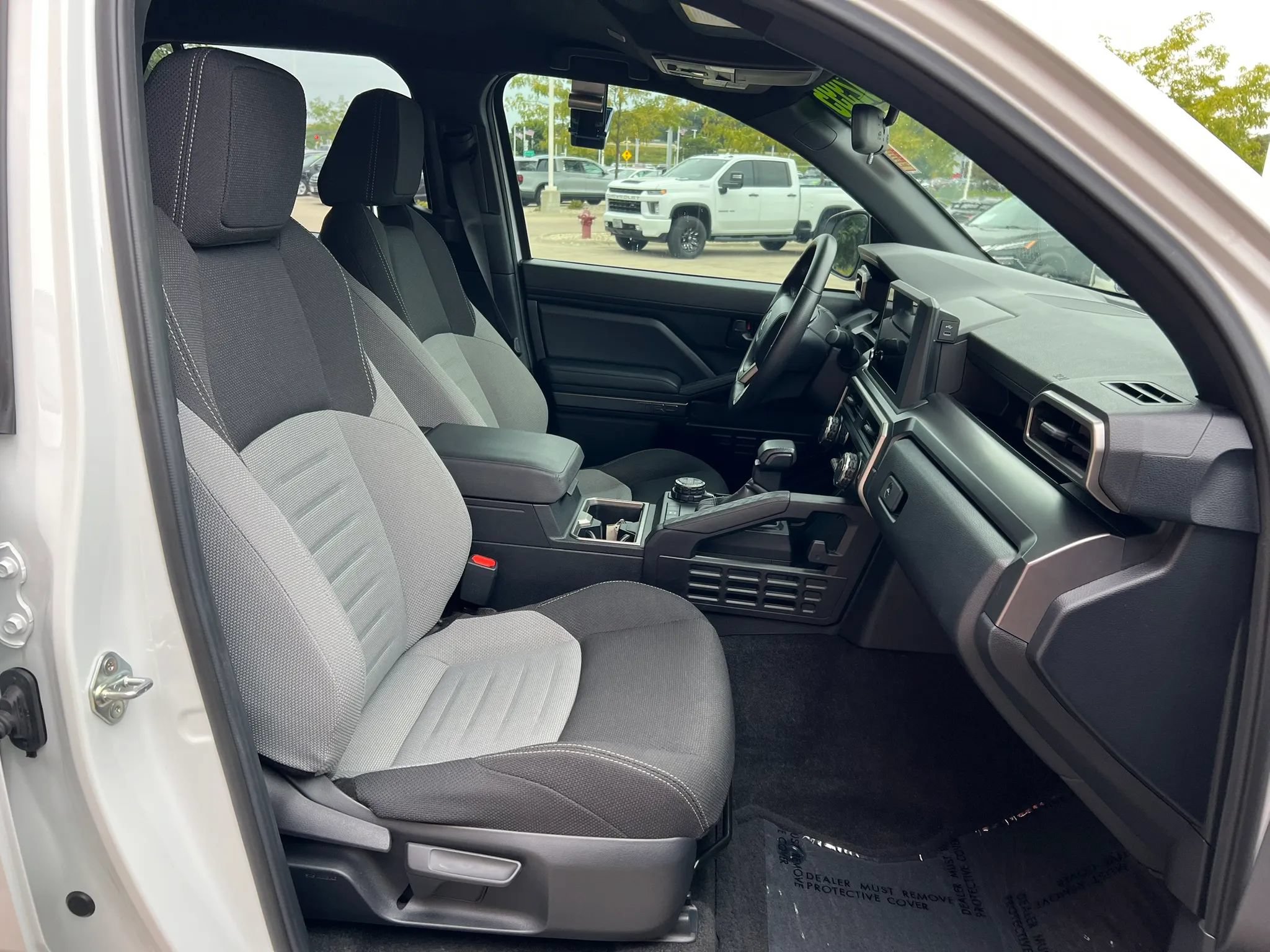 Used 2025 Toyota 4Runner TRD Off-Road AWD/4WD image 8